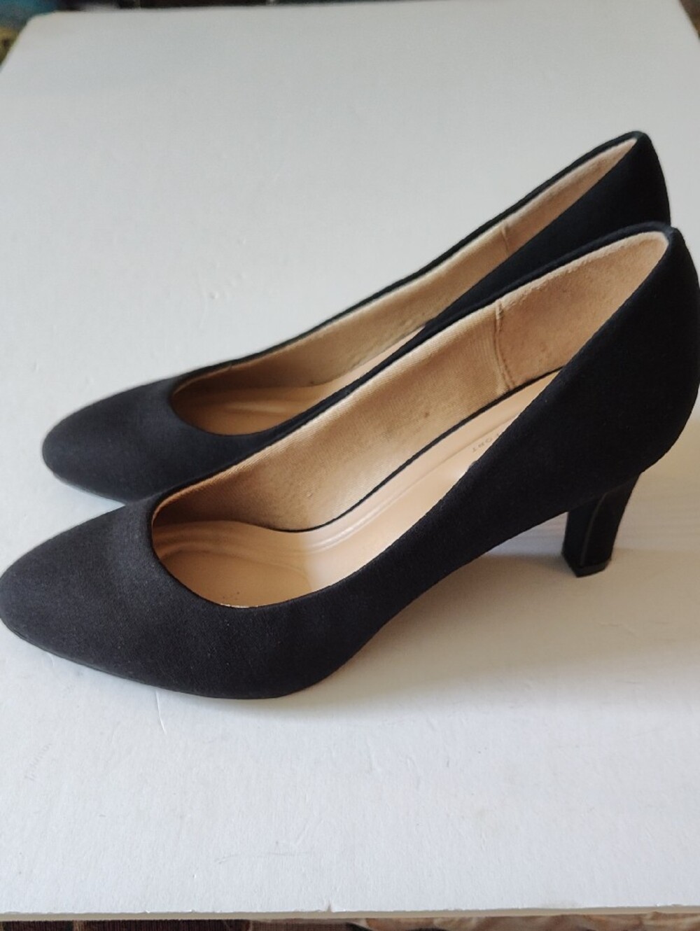 ABELLA "Galaxy"Black Pointed-Toe Classic Comfort Pumps Size 8 M - Picture 3 of 11